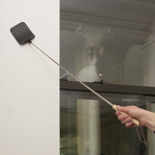 TELESCOPIC FLY SWATTER
