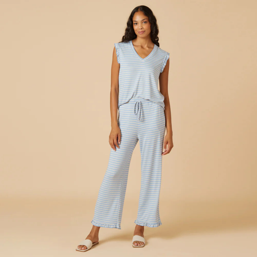 Dream Ruffle V-neck with Cropped Pant Style 2200-0