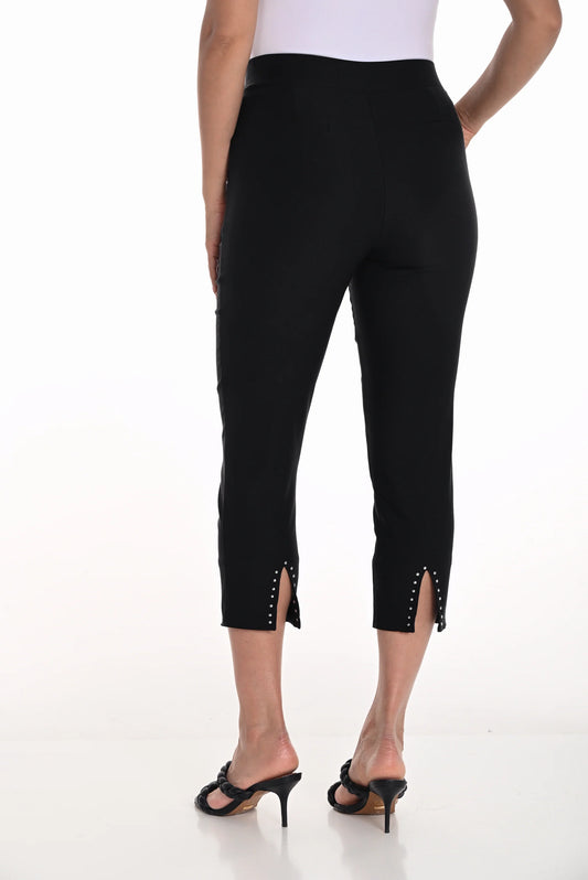Capri with studded slit accent 251605