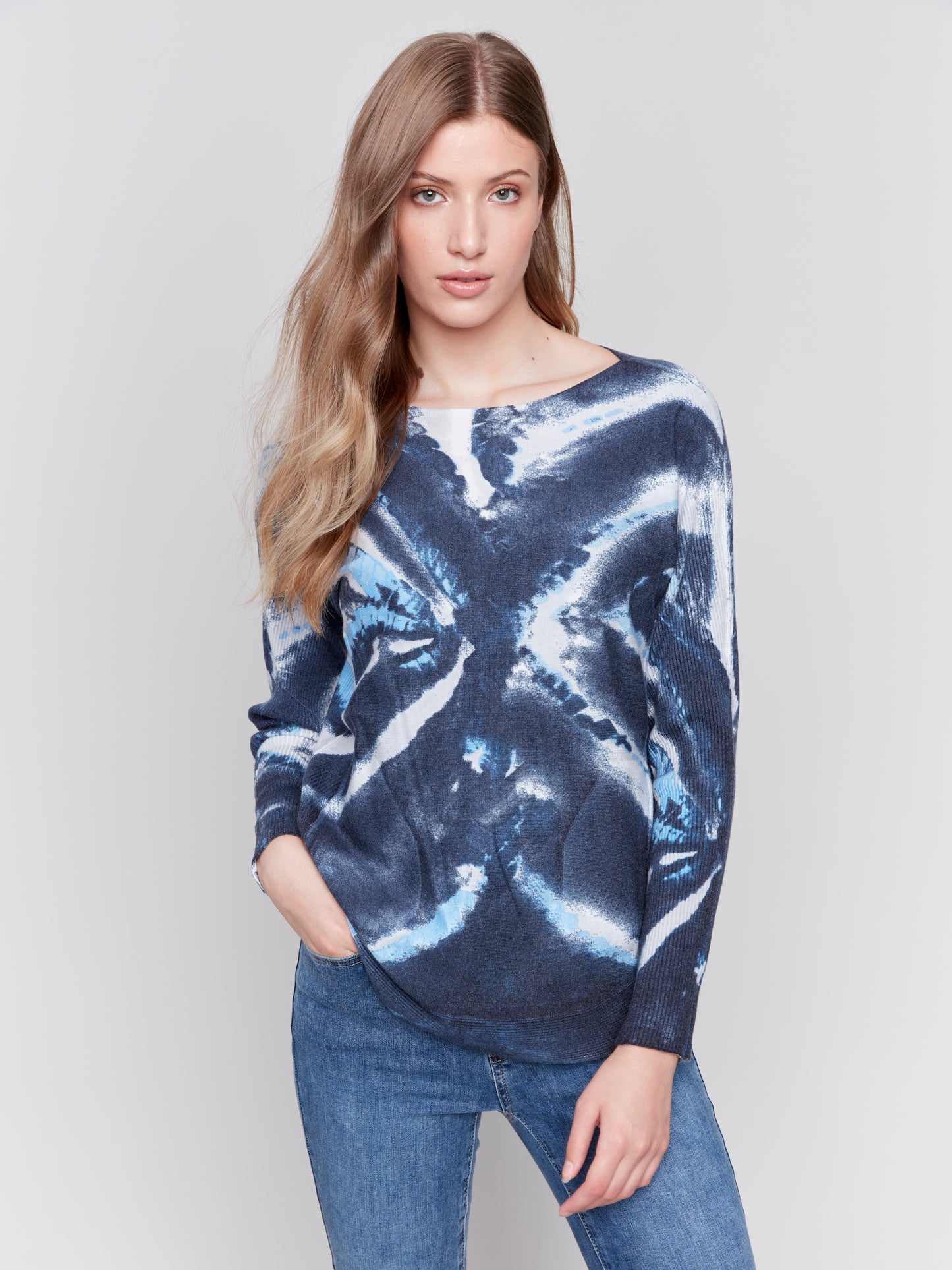 Printed Round Hem Sweater