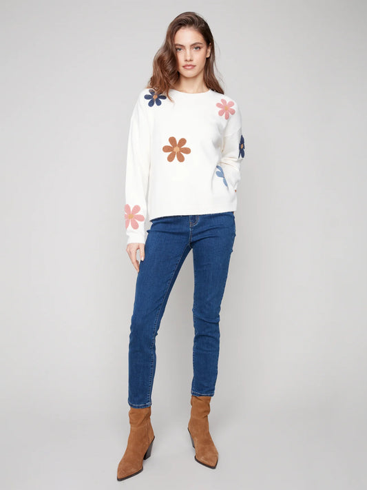 Knit Sweater with embroidered flowers C2829