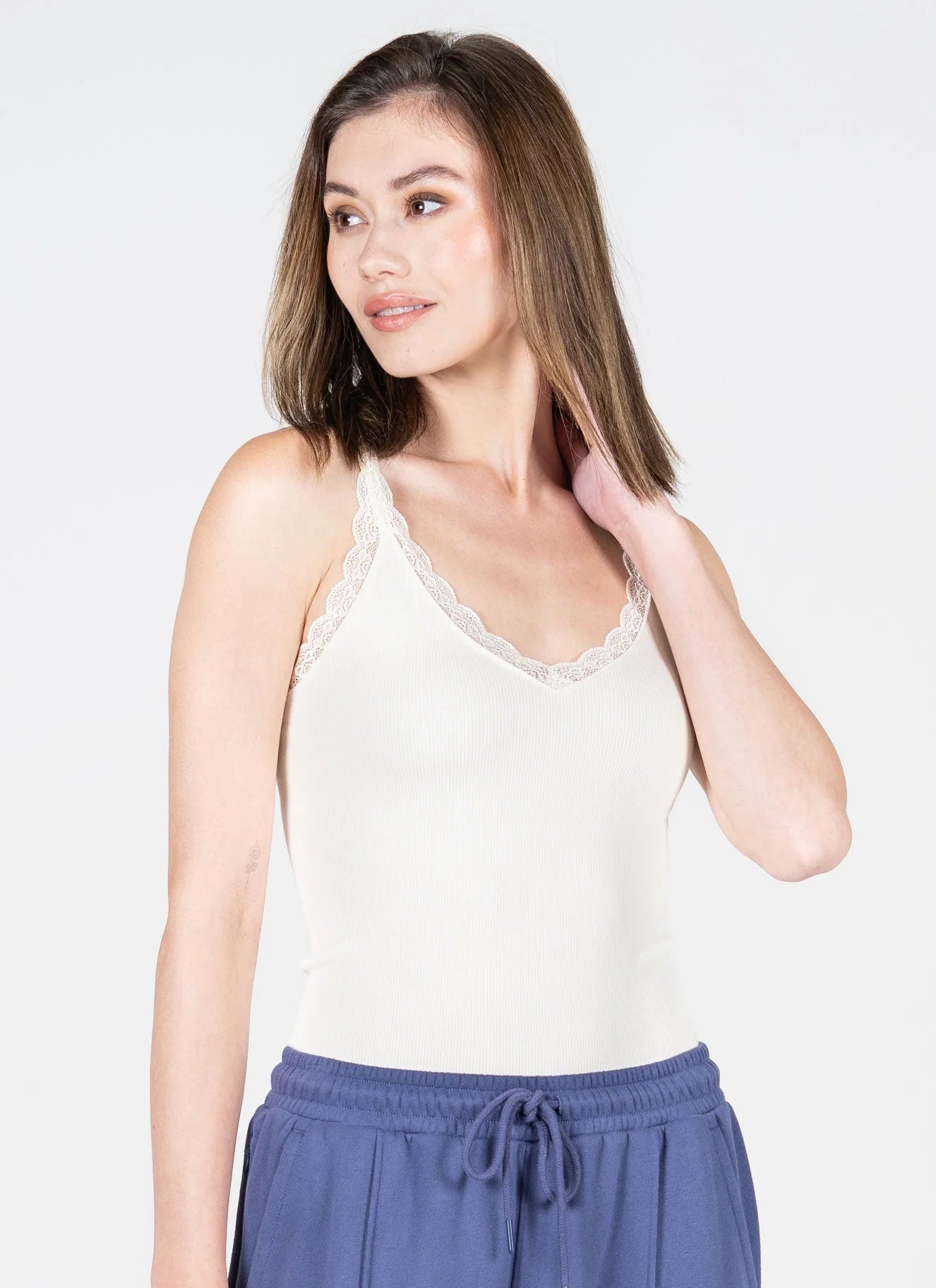 Bamboo Lace Tank With Trim
