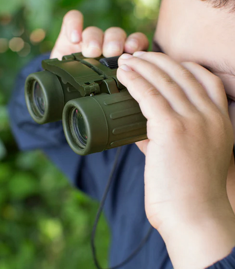 Huckleberry Binoculars