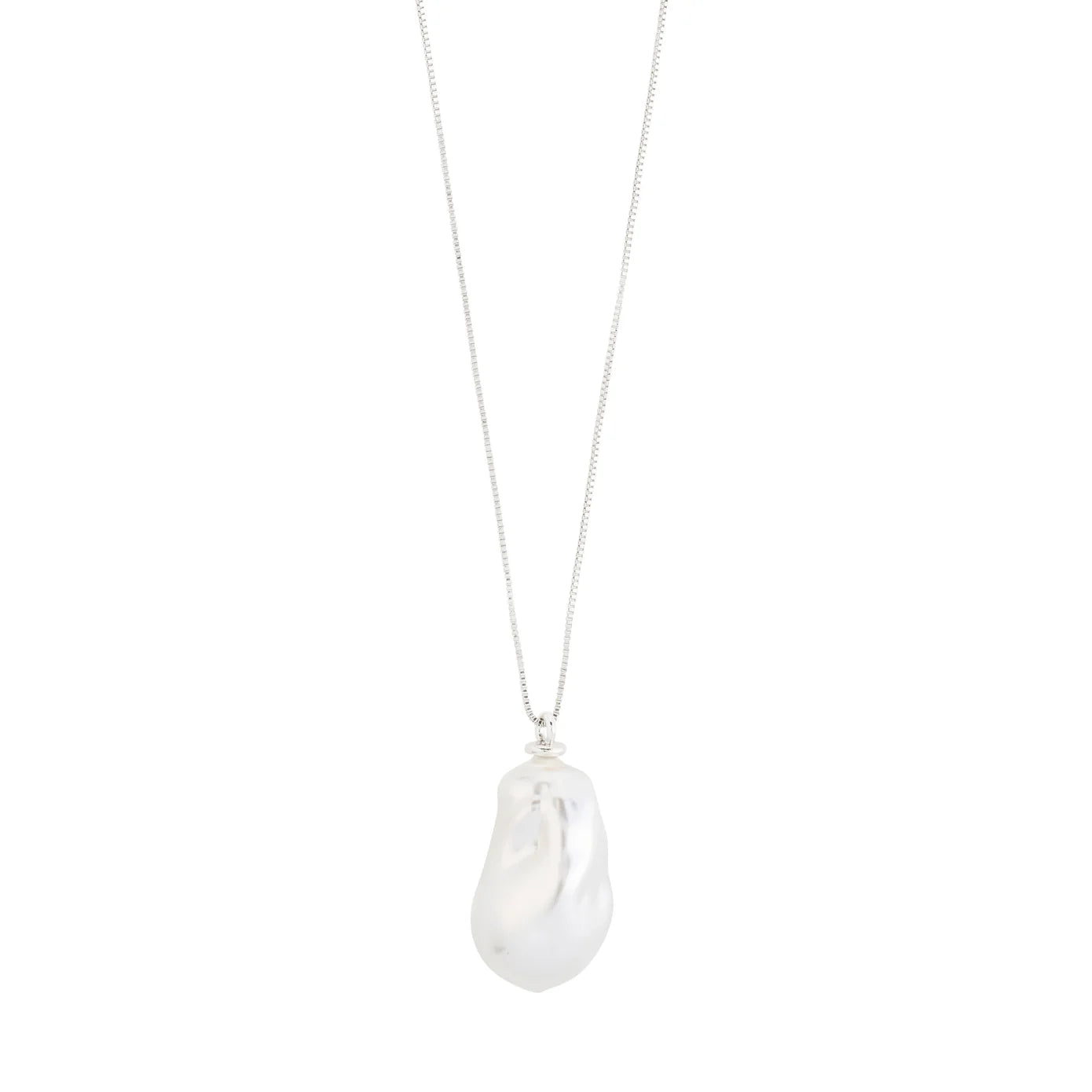 SKY pearl necklace