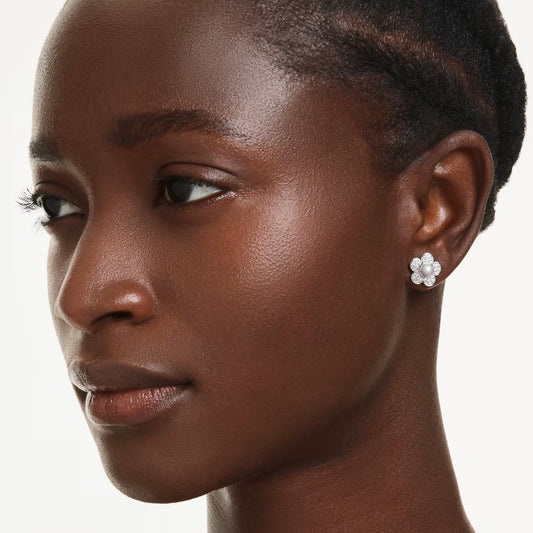 Ariana Grande  Swarovski Flower stud earrings 5756098