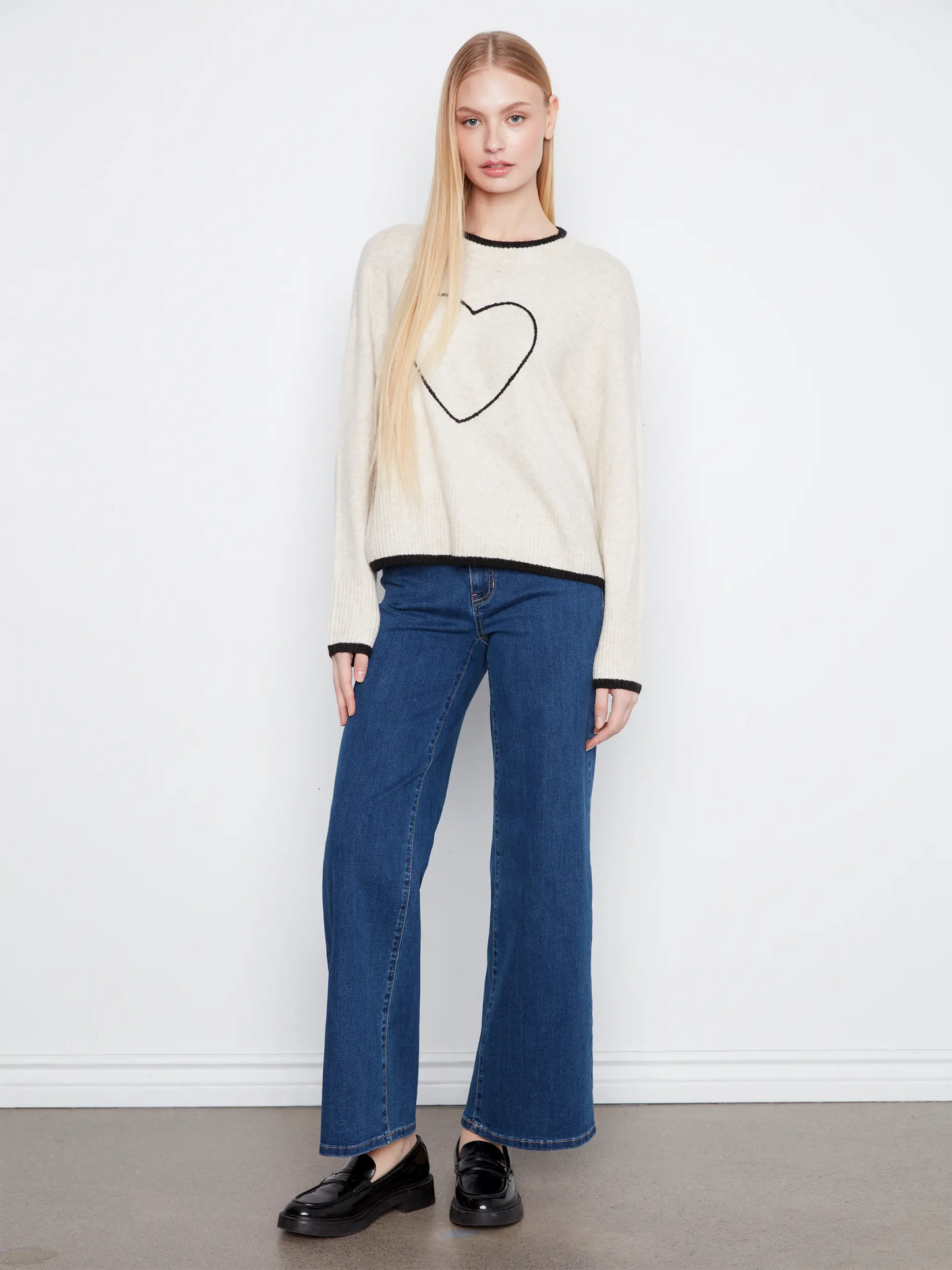 Knit Sweater with embroidered heart C2026H-690C