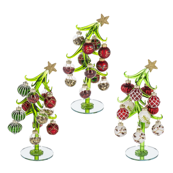 Slanted tree w/ orns
