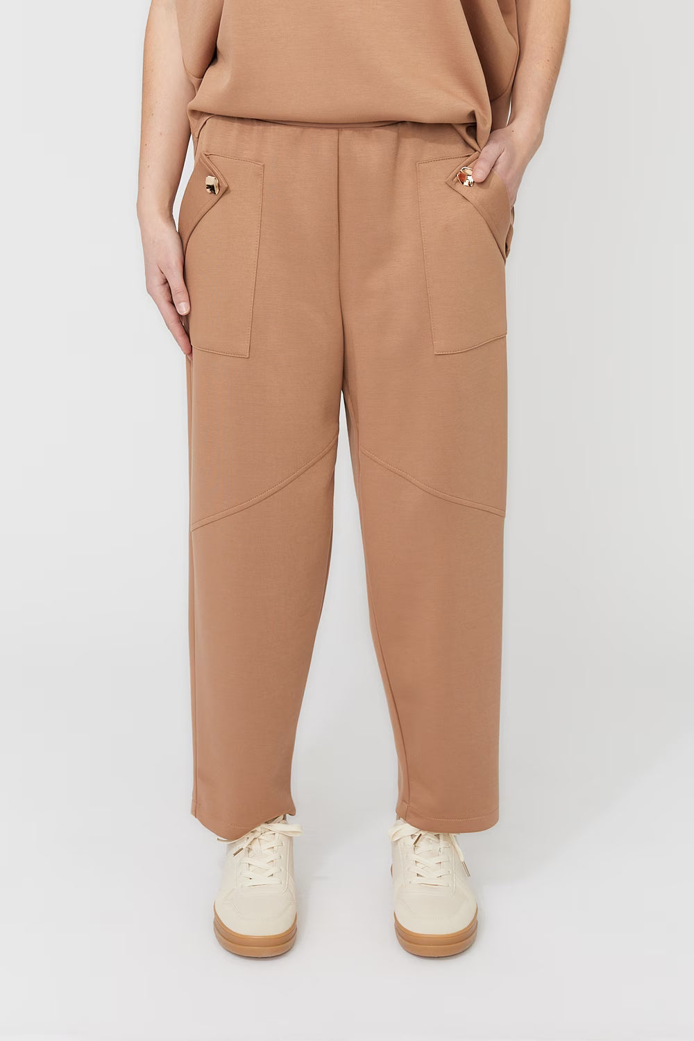 Full-length Relaxed Luxe Trousers Style 261398