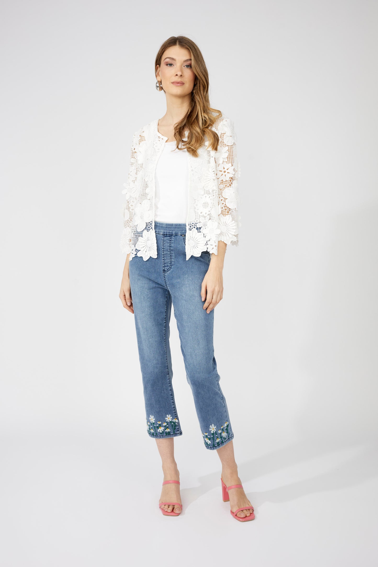 Floral Embroidered Cropped Jean 251587