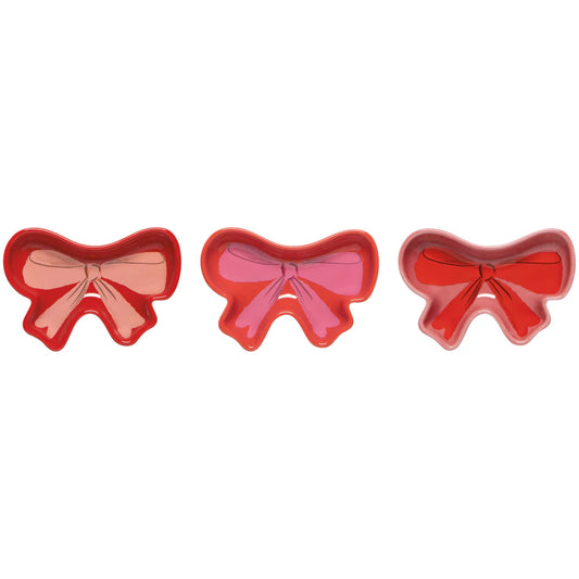 Bowtique Shaped Dish
